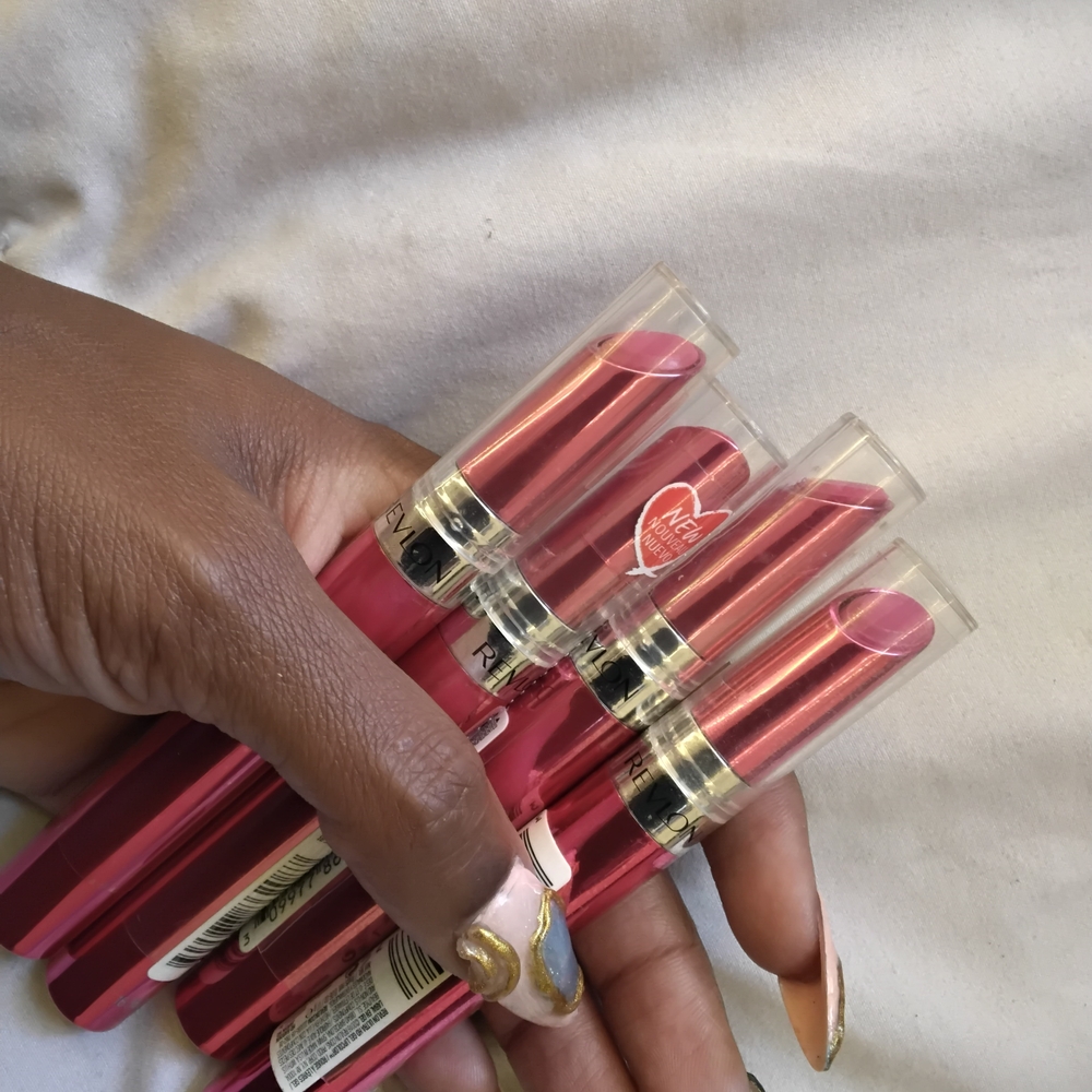 Revlon Pink Lipstick-Hd Garden 735
